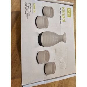 True Fervor 5 Piece Ceramic Hot/Cold Sake Carafe and Cup Set 8 oz Sake